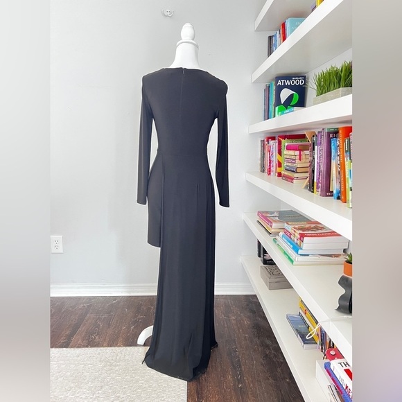 River Island Stunning Evening black gown with gold accents size 6 - Picture 8 of 16